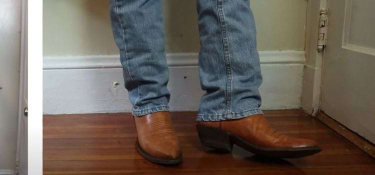 Best Levi Jeans for Cowboy Boots