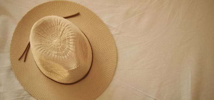 How to Wear a Boater Hat